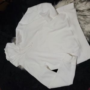 WOMENS FREE ASSEMBLY WHITE HOODIE SWEATSHIRT SIZE SMALL